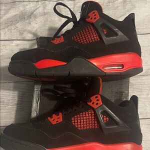 Air Jordan 4 Retro 6.5 Big Boys Black and Red Sneakers with White Accents